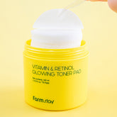 Farmstay Vitamin & Retinol Glowing Toner Pads (70 pads)