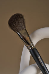 Picasso Contour Duo Set 111 Shading Brush + Mini Eyeshadow (Slim Cylinder Brush Case Gift)