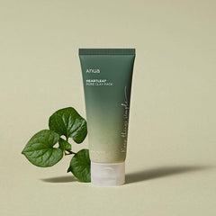 Soonsu Beauty Heartleaf Pore Clay Pack texture close-up
