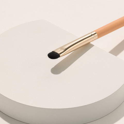The Tool Lab 209 Defining Eyeshadow Makeup Brush