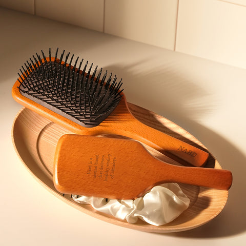 Nard Sensitive Hair 3-Piece Paddle Brush Gift Set (Shampoo 500ml + Treatment 500ml + Paddle Brush M)