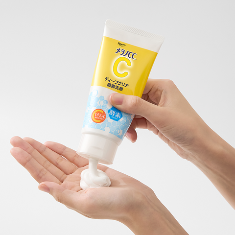 Melano CC Enzyme Face Wash 130g (3 Pack)