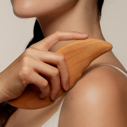 Nard Therapy Body Oil & Wood Gua Sha 3-Piece Gift Set (Body Oil 300ml + Wood Gua Sha + Cotton Travel Pouch)