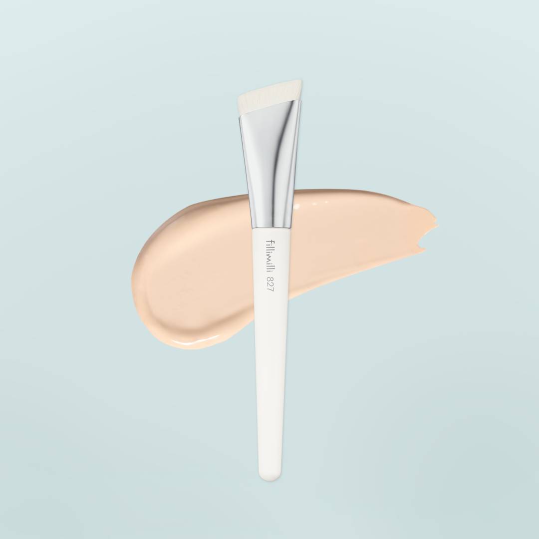Fillimilli Smooth Finish Foundation Brush 827 + Cover Cap
