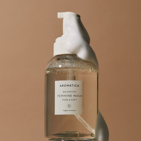 Aromatica Pure & Soft Feminine Cleanser 300ml