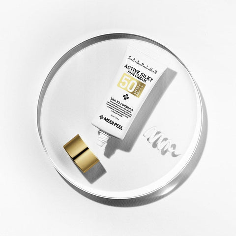 Soonsu Beauty Active Silky Sun Cream SPF50+ PA+++ side view