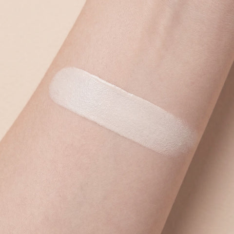 Luna Long-Lasting Tip Concealer White 6.5g
