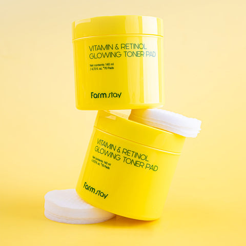 Farmstay Vitamin & Retinol Glowing Toner Pads (70 pads)