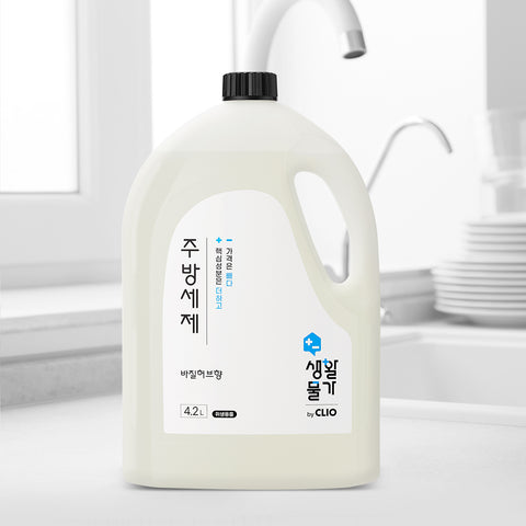 Clio Saenghwalmulga Kitchen Detergent 4.2L (2 Bottles, Choose Scent) - Lemon Mint or Basil Herb