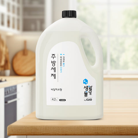Clio Saenghwalmulga Kitchen Detergent 4.2L (2 Bottles, Choose Scent) - Lemon Mint or Basil Herb