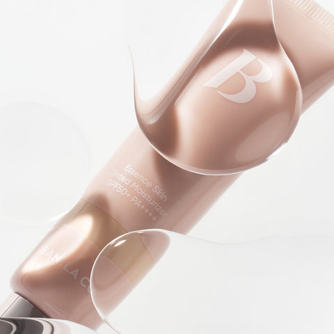 Banila Co Essence Skin Tinted Moisturizer