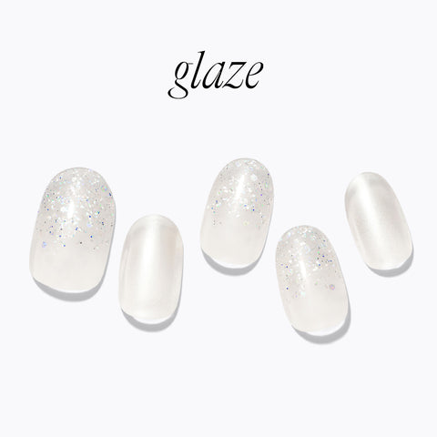 Dashing Diva Glaze Lucent Nail Seals