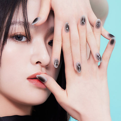 Dashing Diva Magic Press Smoke Shade (Almond) Nail Tips