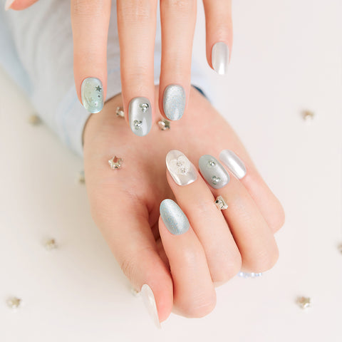 Dashing Diva Magic Press Water Rain (Oval) Nail Tips