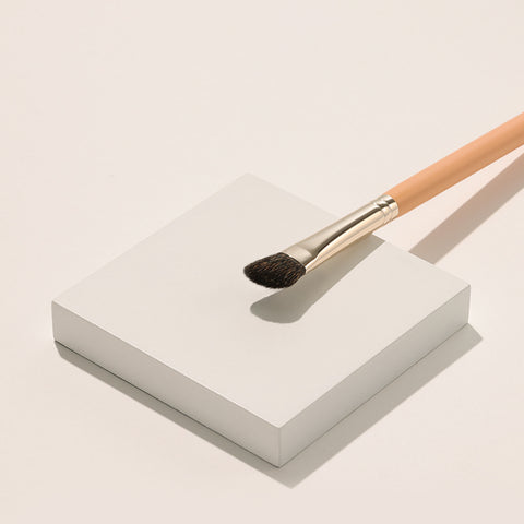 The Tool Lab 223 Co-Shading Eyeshadow Makeup Brush