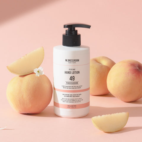 W.Dressroom Large Perfume Hand Lotion No.49 Peach Blossom 280ml