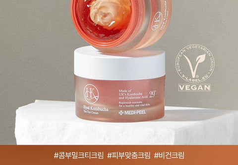 Soonsu Beauty Hyal Kombucha Tea-Tox Cream texture close-up