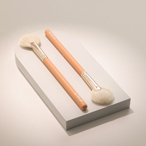 The Tool Lab 160 Highlighter Brush