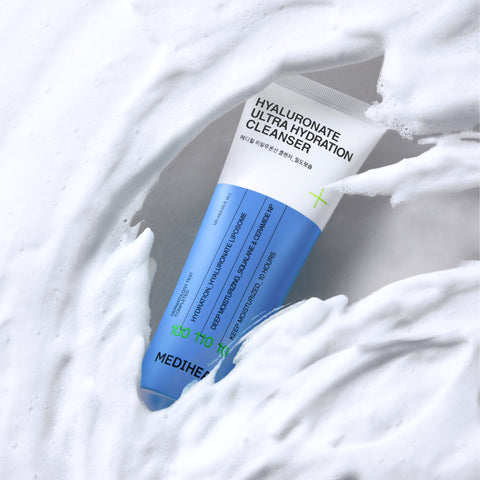 Mediheal Hyaluronic Density Moisturizing Cleansing Foam 120ml