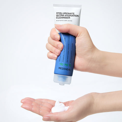 Mediheal Hyaluronic Density Moisturizing Cleansing Foam 120ml