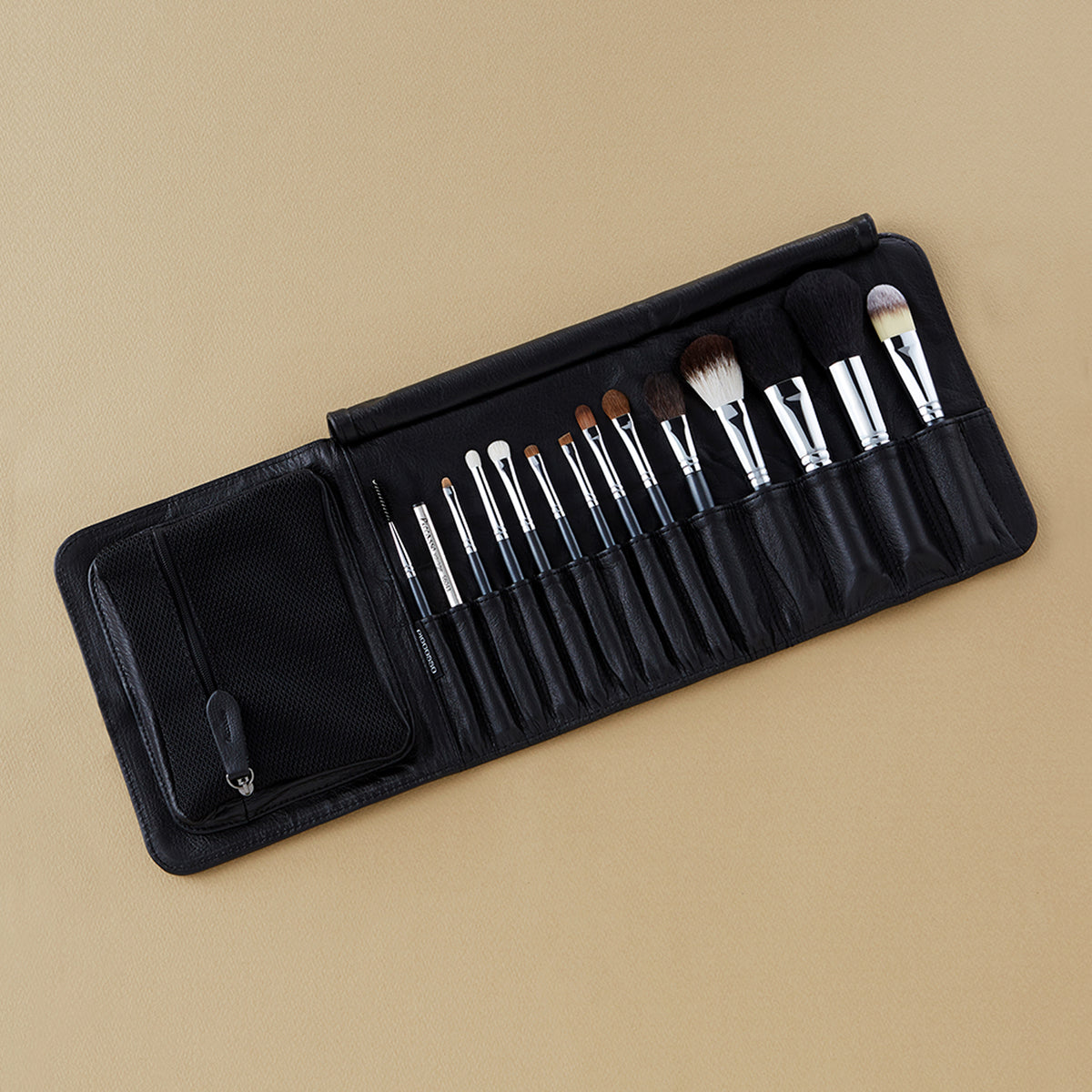 Picasso Medium Black 14-Piece Makeup Brush Set
