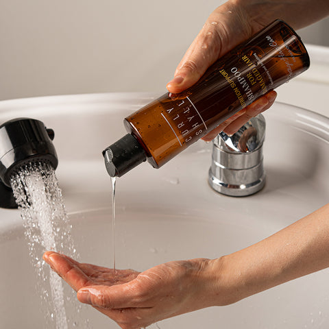 Curlyshyll Nutrition Support Shampoo 330ml