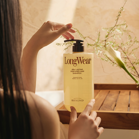 BEYOND Longwear Perfumed Shampoo Powdery Musk 950ml