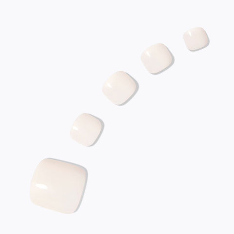 Dashing Diva Magic Press Pedicure Milky Cream