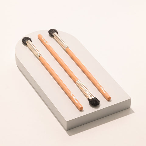 The Tool Lab 228 Eyeshadow Base Brush