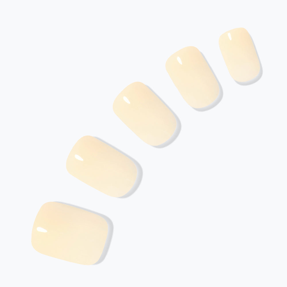 Dashing Diva Magic Press Butter Yellow (Regular Round) Nail Tips
