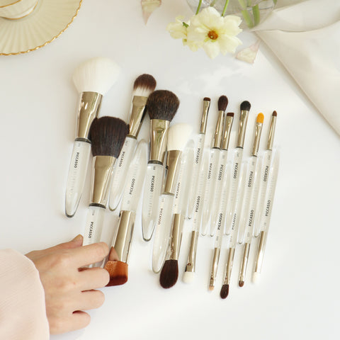 Picasso Collezioni Makeup Brush 18-Piece Set (Includes Purple Cylinder Case)