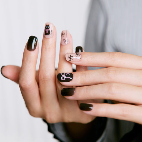 Dashing Diva Magic Press Black Mio (Regular Round) Nail Tips