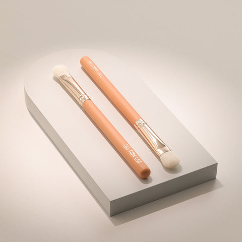 The Tool Lab 202 All-Over Eyeshadow Brush (Medium)