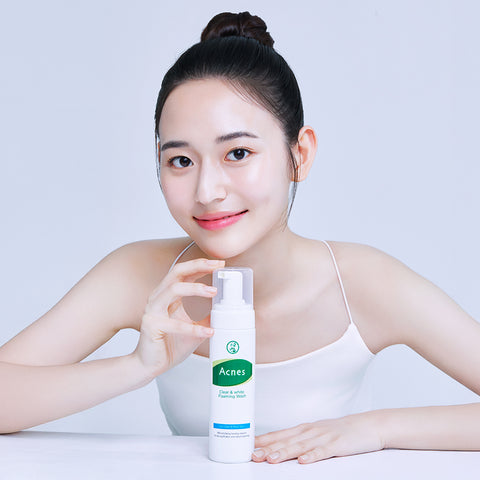 Acnes Clear & White Foaming Wash 150ml