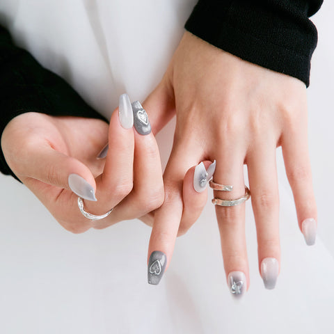 Dashing Diva Magic Press Silver Wish (Coffin) Nail Tips