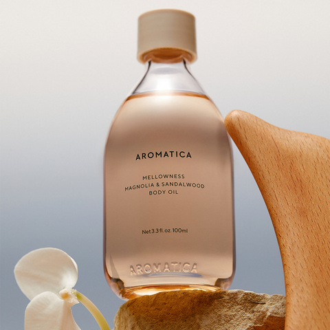 Aromatica Mellowness Body Oil Magnolia & Sandalwood 100ml + Dolphin Body Gua Sha - 2-Piece Massage Set