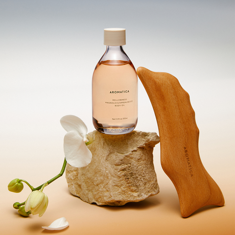 Aromatica Mellowness Body Oil Magnolia & Sandalwood 100ml + Dolphin Body Gua Sha - 2-Piece Massage Set