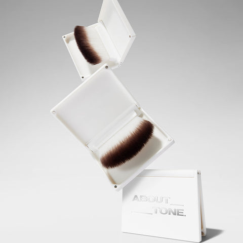 Abouttone Blur Powder Pact 9g + Flip & Fit Face Brush 1EA 2-Piece Set