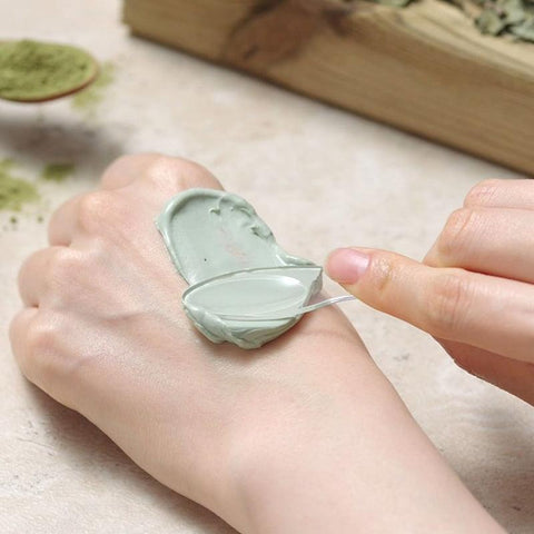 Soonsu Beauty Jeju Matcha Clay Pack texture close-up