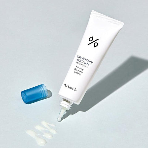 Soonsu Beauty Hyal Reyouth Moist Sun texture close-up