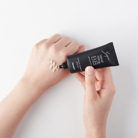 Hanskin Super Velvet Fitting BB Cream 30g