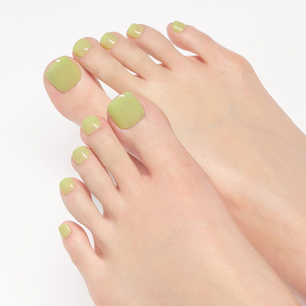 Dashing Diva Magic Press Pedicure Olive Green