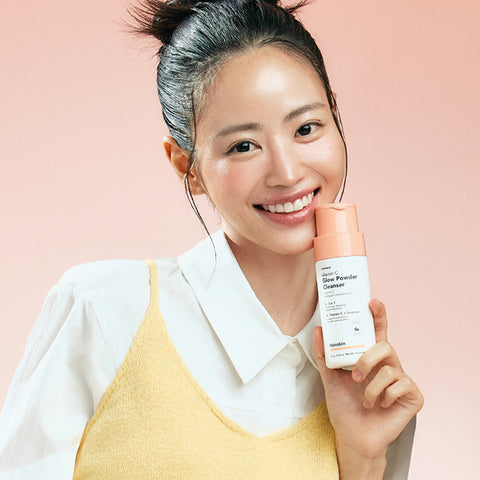 Hanskin Vitamin C Glow Powder Cleanser 70g