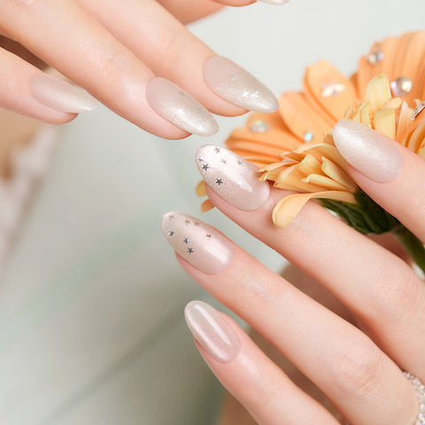 Dashing Diva Magic Press Stella Honey (Almond) Nail Tips