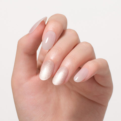 Dashing Diva Magic Press Gleaming Cream (Long Oval) Nail Tips