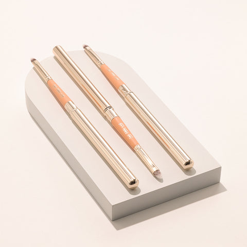 The Tool Lab 302 Lip Brush (Portable with Cap)