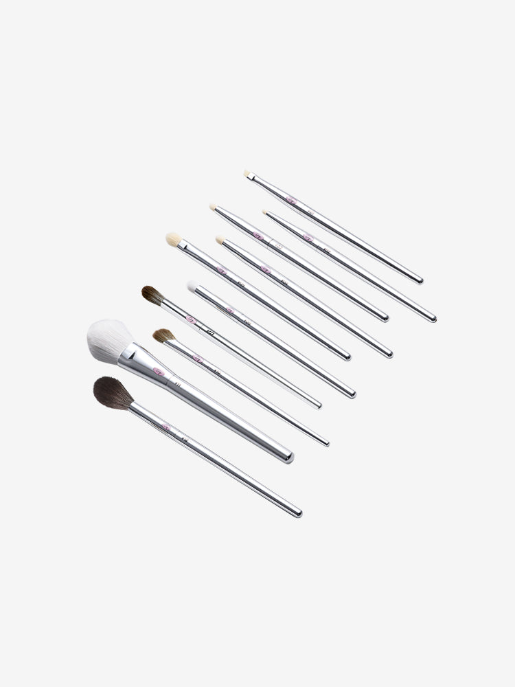 TooQ Just Tuk Eyeshadow Brush