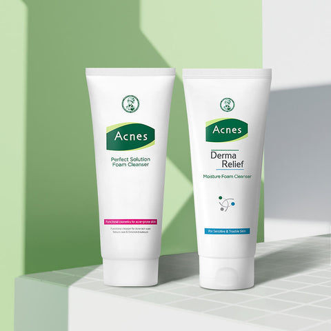 Acnes Derma Relief Moisture Foam Cleanser 200ml + Perfect Solution Foam Cleanser 200ml (Set)