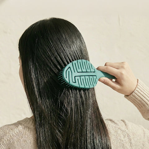 Minoxell Scalp Solution Brush (Shampoo Brush + Dry Brush Multi-Care)