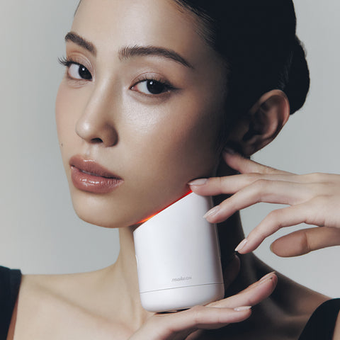 makeON Skin Light Therapy 3S + makeON Magnetite Body Roller
